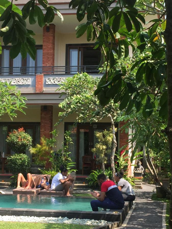 Umah Dangin Guest House Ubud Exterior foto